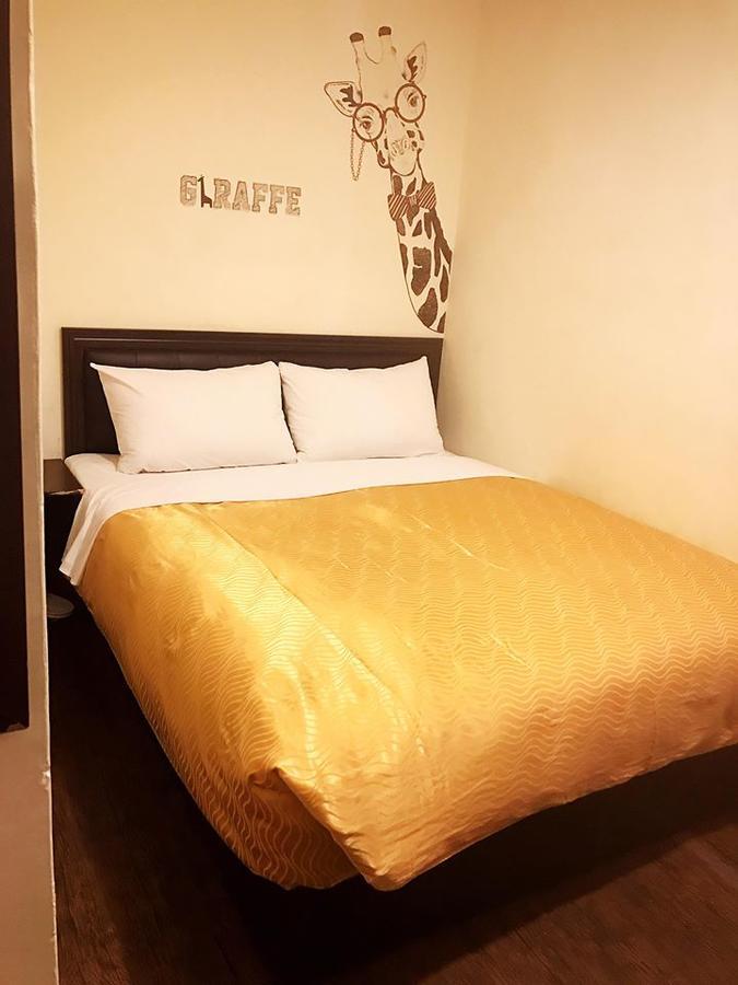 Holiday Business Hotel Taitung Exterior photo
